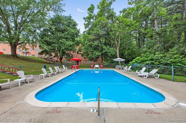 600 Garrison, Battle Creek, MI 49017