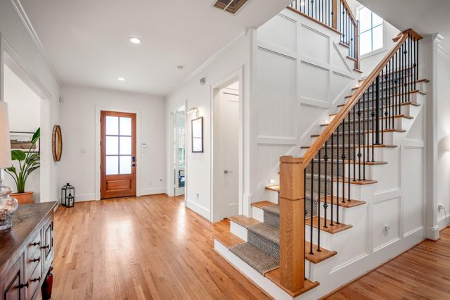 319 E 26th Street, Houston, TX 77008