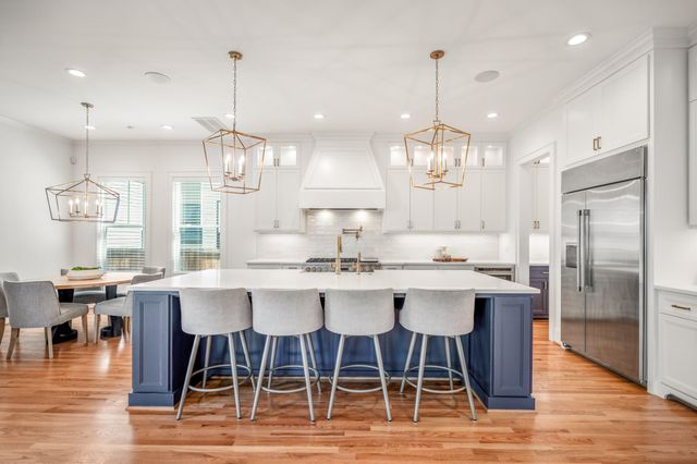 319 E 26th Street, Houston, TX 77008