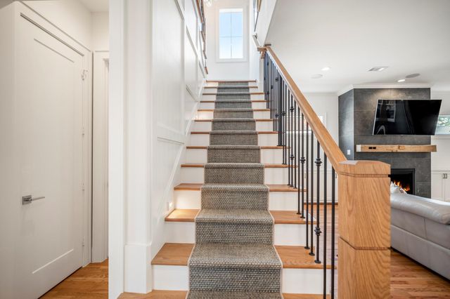 319 E 26th Street, Houston, TX 77008