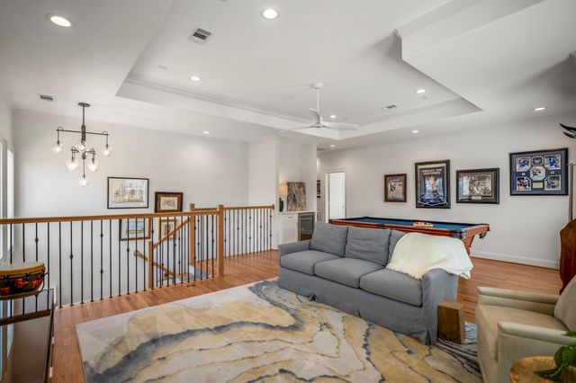 319 E 26th Street, Houston, TX 77008