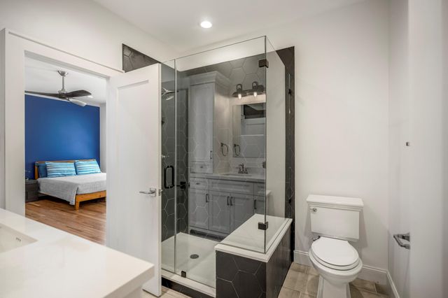 319 E 26th Street, Houston, TX 77008