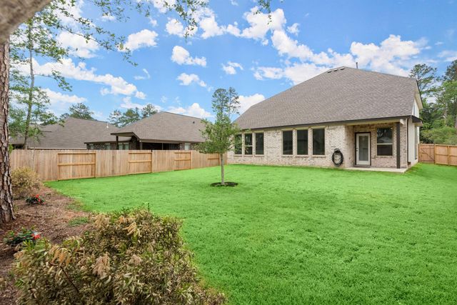 236 Scarlet Maple Way, Willis, TX 77318