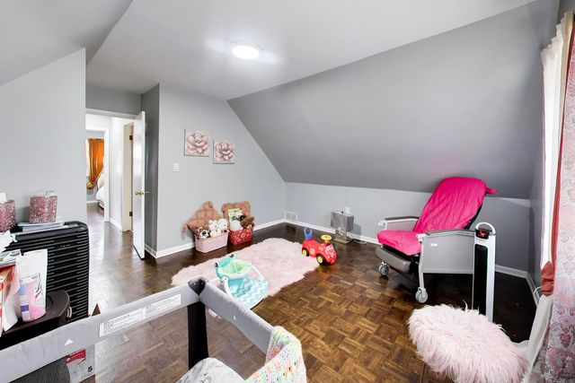 8017 S Sacramento Avenue, Chicago, IL 60652