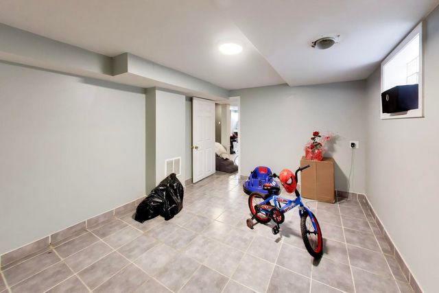 8017 S Sacramento Avenue, Chicago, IL 60652