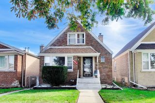 8017 S Sacramento Avenue, Chicago, IL 60652