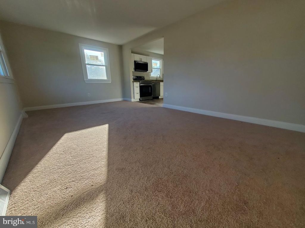 Image 5 of property listing at 11 SECOND AVE, Pemberton, NJ 08068