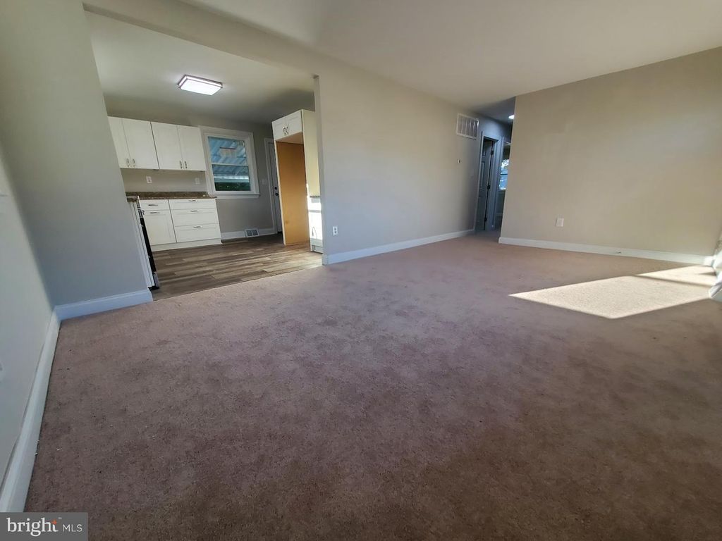 Image 7 of property listing at 11 SECOND AVE, Pemberton, NJ 08068