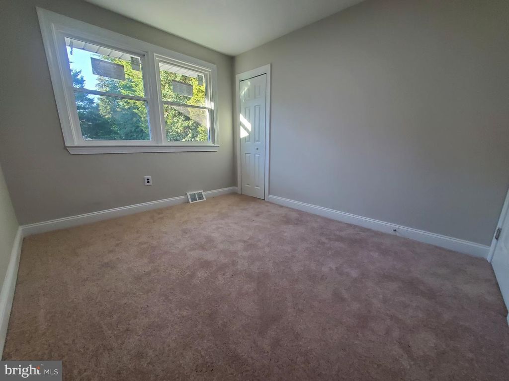 Image 8 of property listing at 11 SECOND AVE, Pemberton, NJ 08068