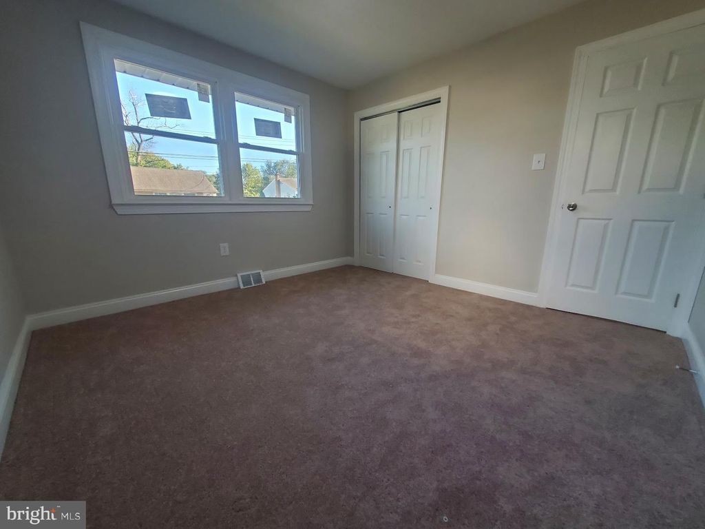 Image 10 of property listing at 11 SECOND AVE, Pemberton, NJ 08068