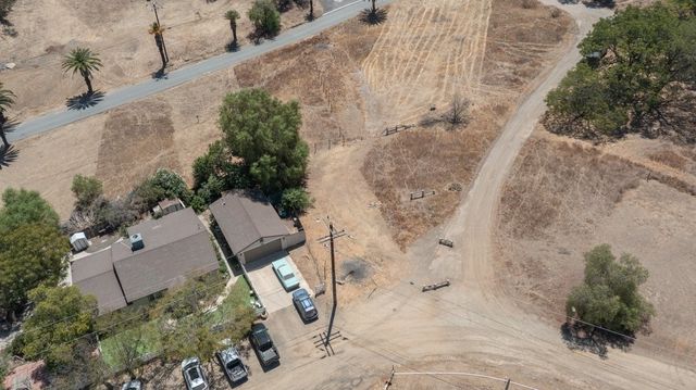 1 Mountain View Way, Lake Elsinore, CA 92530