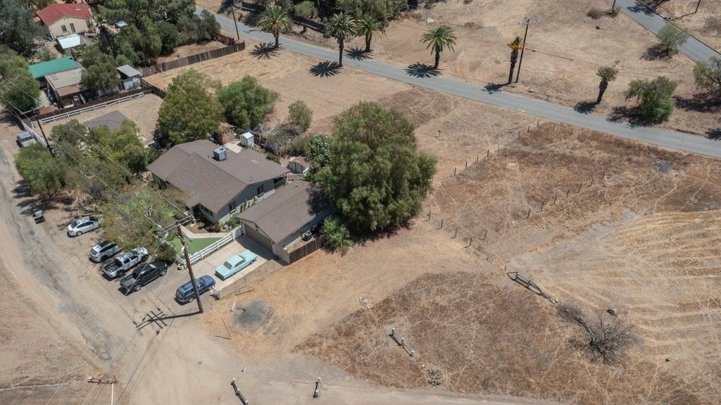 1 Mountain View Way, Lake Elsinore, CA 92530 — photo 2