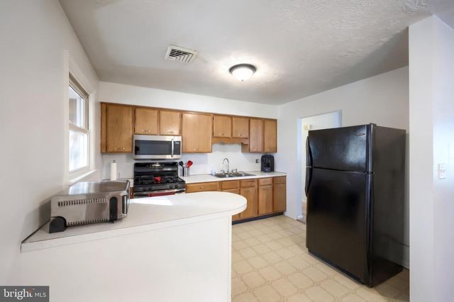 650 MUNDIS MILL RD, York, PA 17406