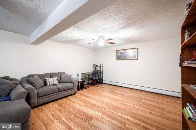 650 MUNDIS MILL RD, York, PA 17406
