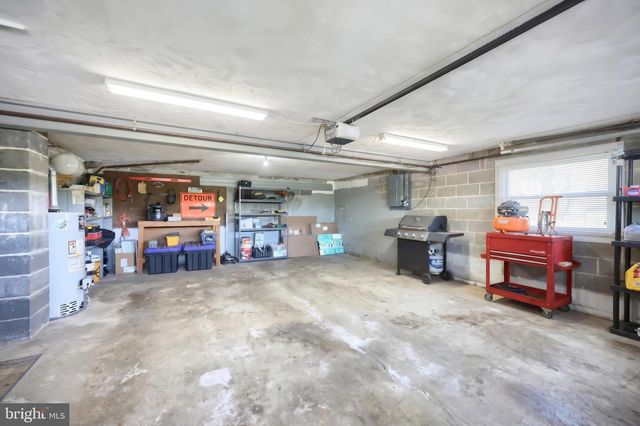 650 MUNDIS MILL RD, York, PA 17406