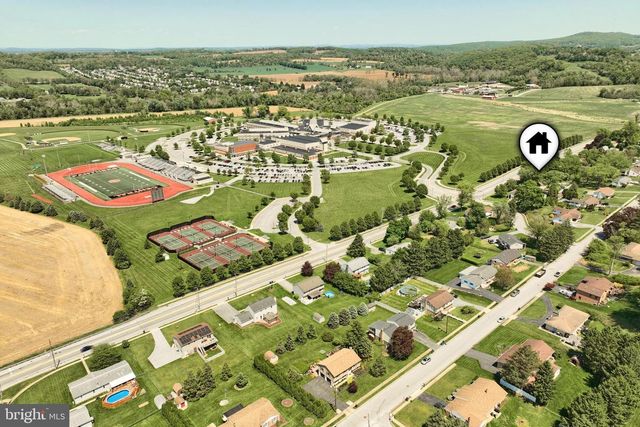 650 MUNDIS MILL RD, York, PA 17406