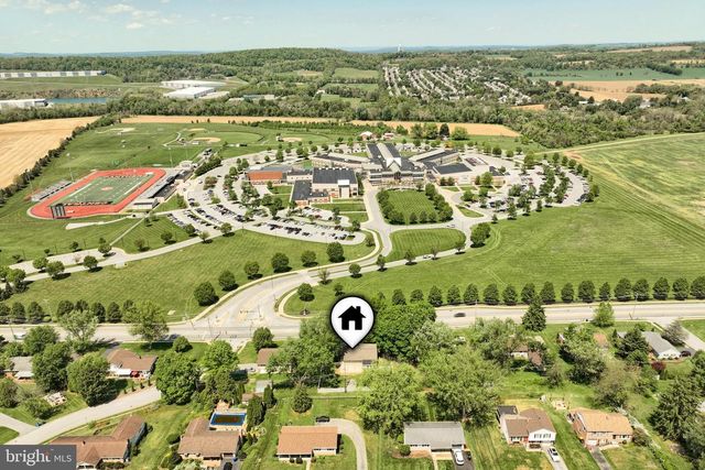 650 MUNDIS MILL RD, York, PA 17406