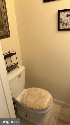 2586 W FAYETTE ST, Baltimore, MD 21223