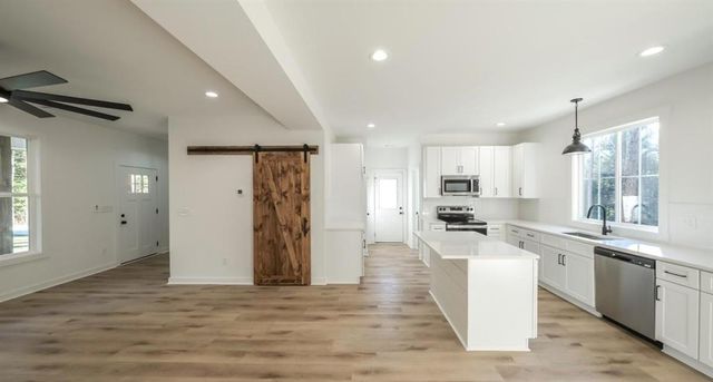 110 Mulberry Lane, Lindale, GA 30147