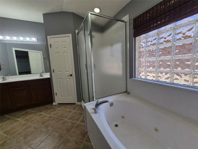 11600 Fletcher Hall LN, Austin, TX 78717