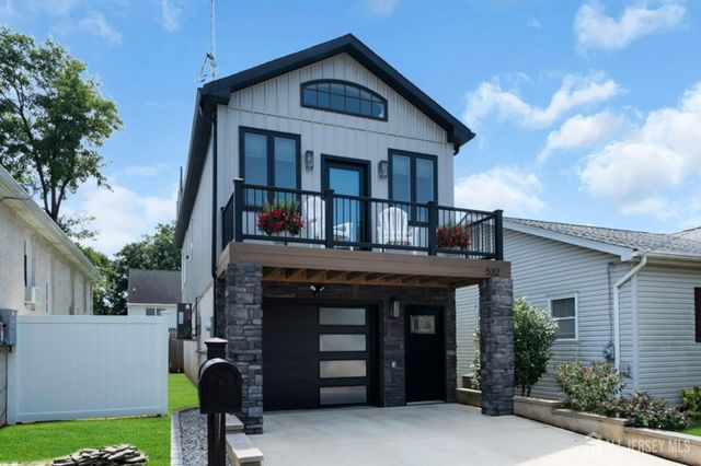 532 Lorillard Avenue, Union Beach, NJ 07735