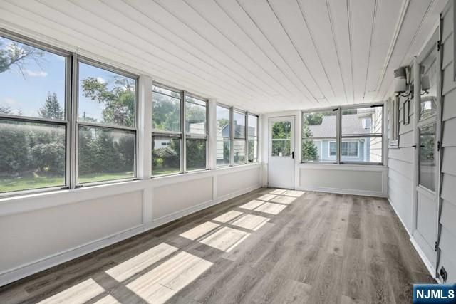 990 Washington Avenue, Ho-ho-kus, NJ 07423