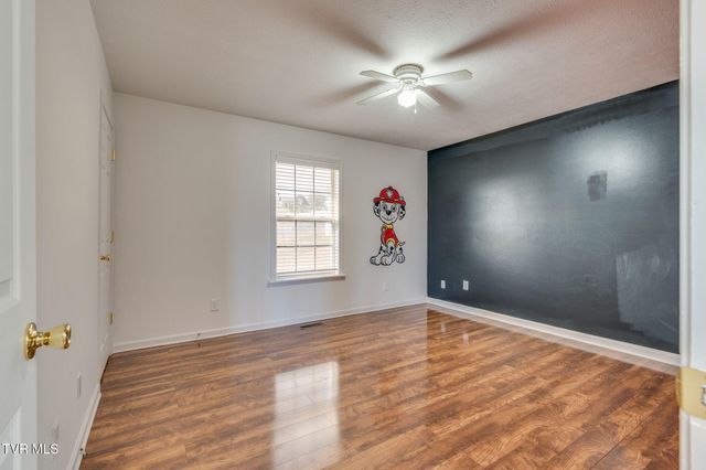 1443 Lonesome Oak Lane, Russellville, TN 37860