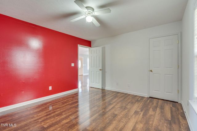 1443 Lonesome Oak Lane, Russellville, TN 37860