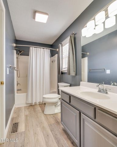 1443 Lonesome Oak Lane, Russellville, TN 37860