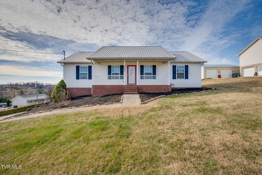 1443 Lonesome Oak Lane, Russellville, TN 37860