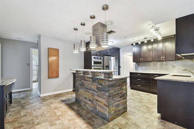 1824 SOUTHWOOD LANE, Clearwater, FL 33764