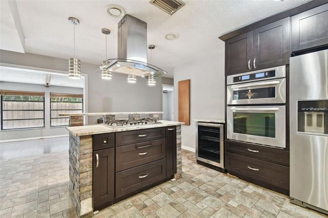 1824 SOUTHWOOD LANE, Clearwater, FL 33764