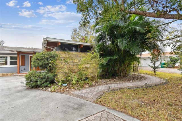 1824 SOUTHWOOD LANE, Clearwater, FL 33764