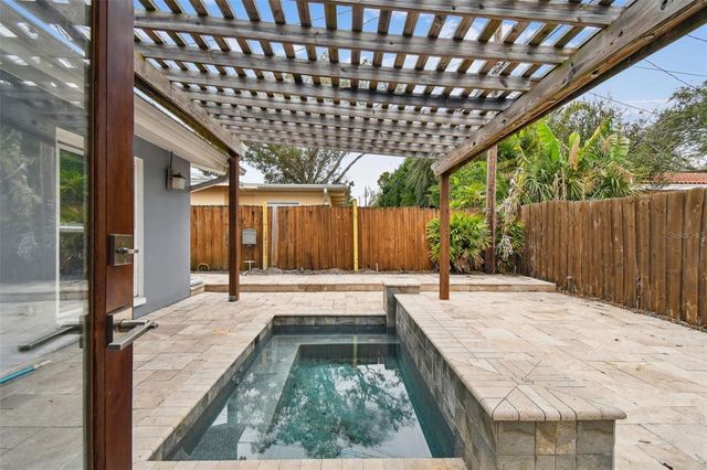 1824 SOUTHWOOD LANE, Clearwater, FL 33764