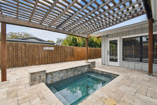 1824 SOUTHWOOD LANE, Clearwater, FL 33764
