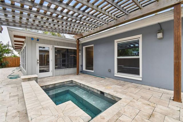 1824 SOUTHWOOD LANE, Clearwater, FL 33764