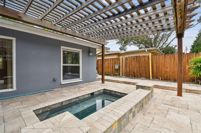 1824 SOUTHWOOD LANE, Clearwater, FL 33764