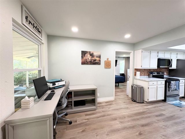 1404 Cedar Park DR, Cedar Park, TX 78613