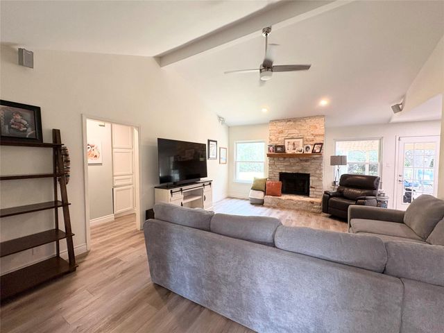 1404 Cedar Park DR, Cedar Park, TX 78613