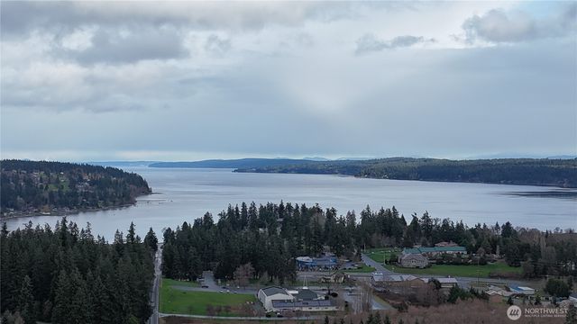 5707 Woodard Avenue, Freeland, WA 98249