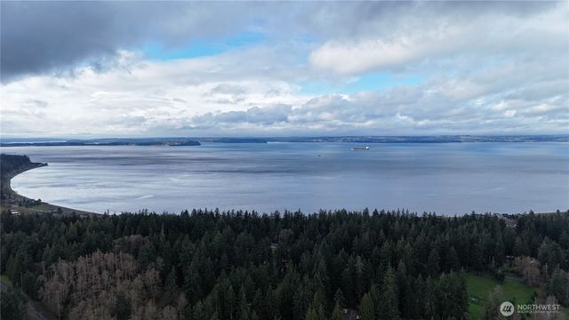 5707 Woodard Avenue, Freeland, WA 98249