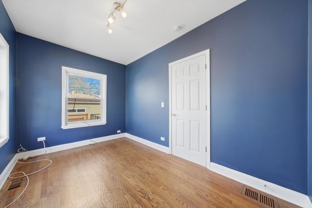 1433 S 21st Avenue, Maywood, IL 60153