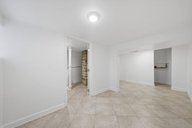 1433 S 21st Avenue, Maywood, IL 60153