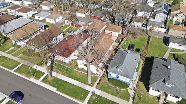 1433 S 21st Avenue, Maywood, IL 60153