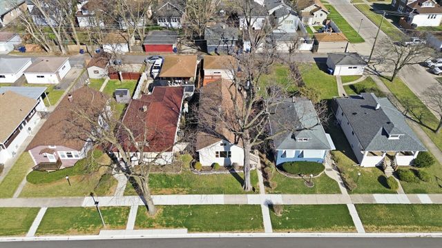 1433 S 21st Avenue, Maywood, IL 60153