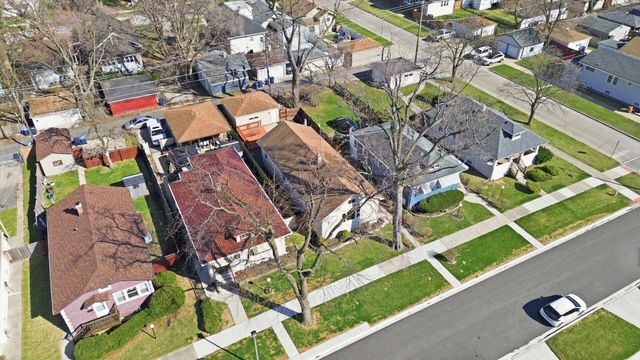 1433 S 21st Avenue, Maywood, IL 60153