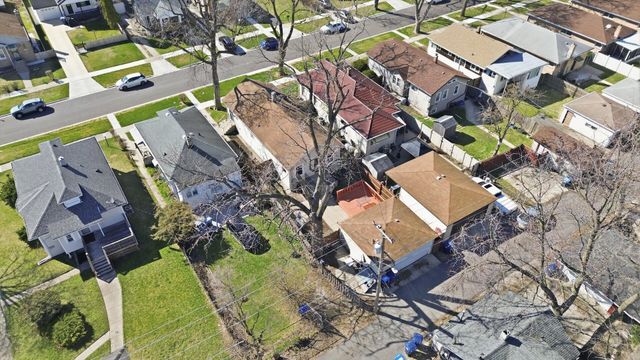 1433 S 21st Avenue, Maywood, IL 60153