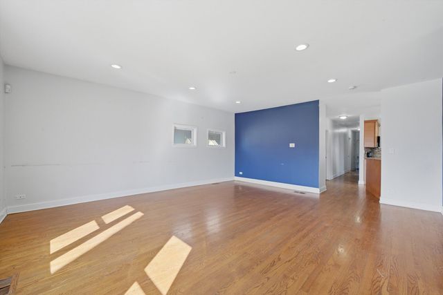 1433 S 21st Avenue, Maywood, IL 60153