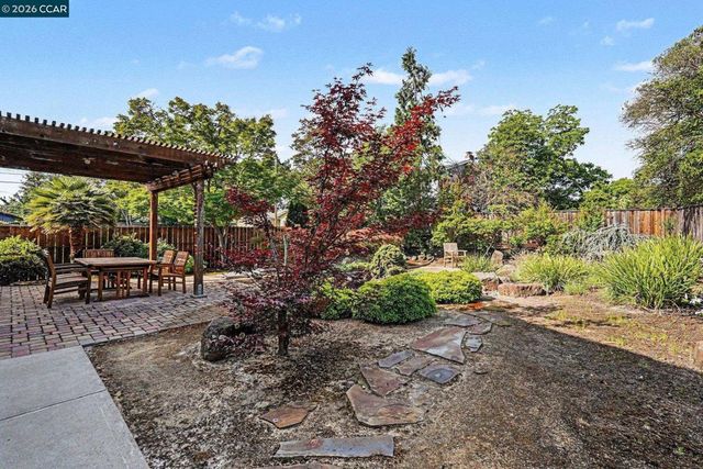 2130 Norse Dr, Pleasant Hill, CA 94523