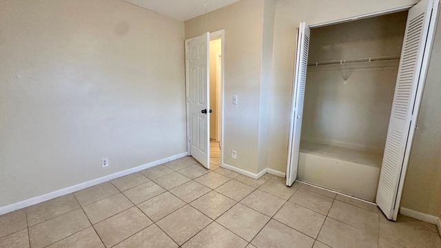 414 SW 72nd Avenue, North Lauderdale, FL 33068